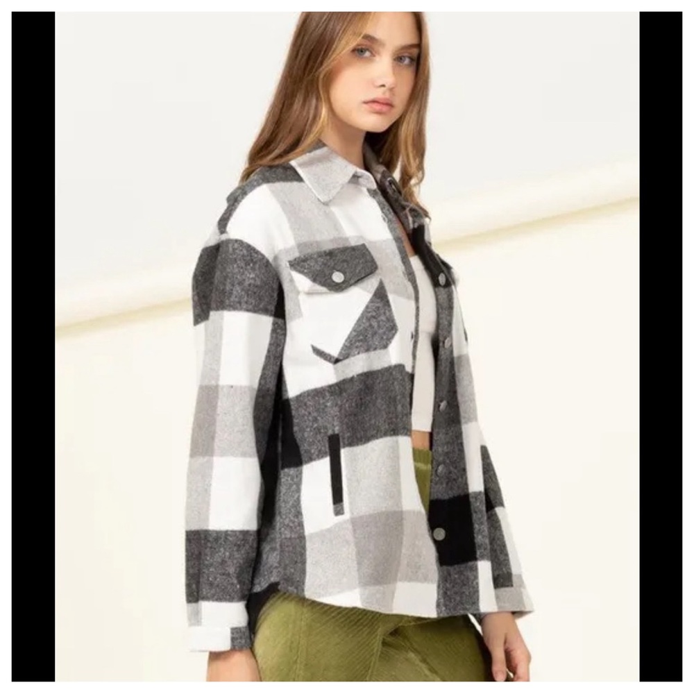 Zenana Black and White Flannel Shacket Sz M